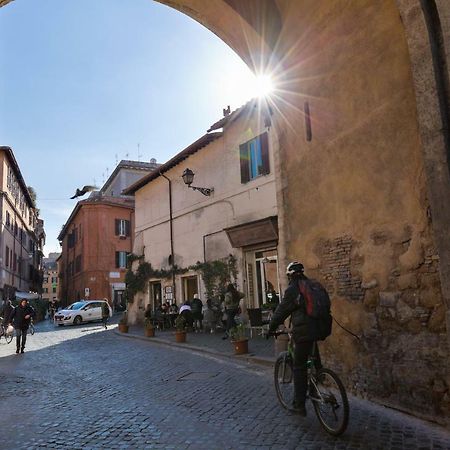 Enchanting Loft In Trastevere Rom Exteriör bild
