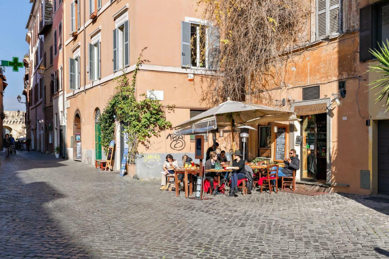 Enchanting Loft In Trastevere Rom Exteriör bild