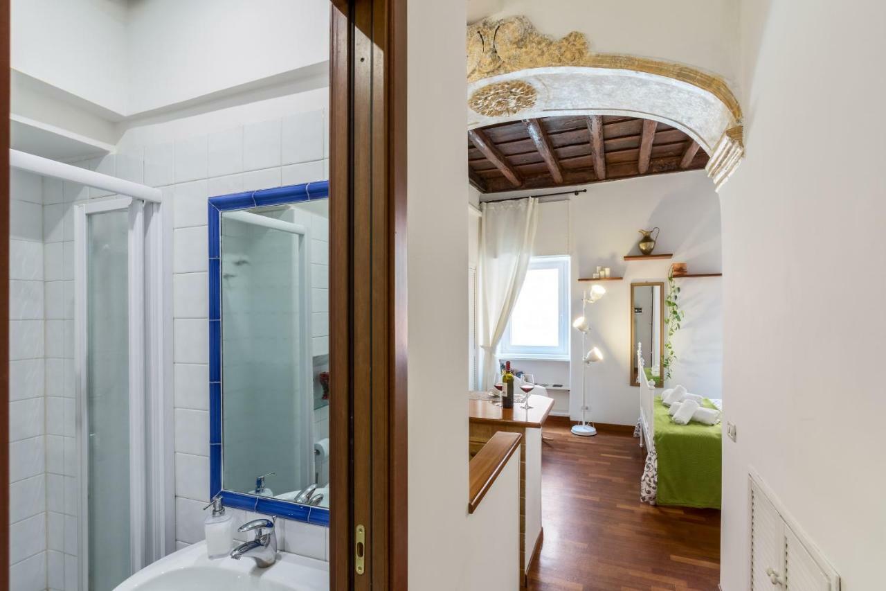 Enchanting Loft In Trastevere Rom Exteriör bild